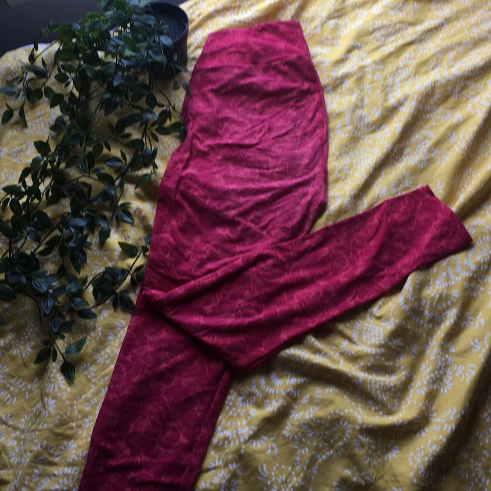 LulaRoe rose leggings